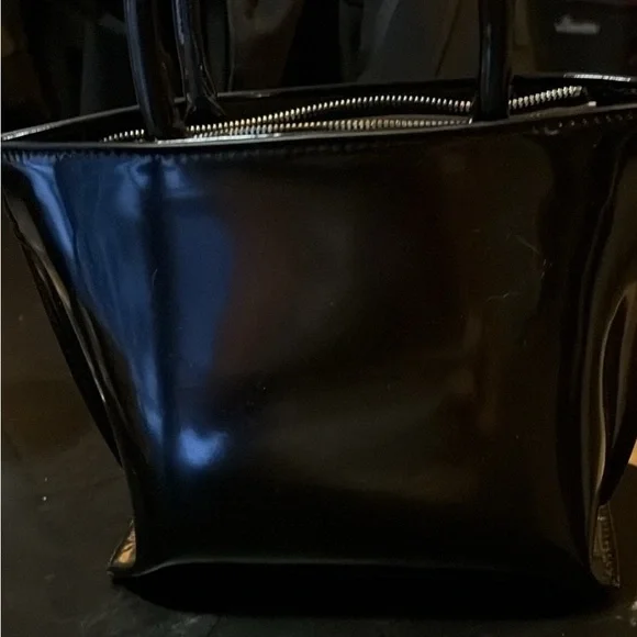 Guess Glossy Black Toiletry Bag - Picture 2 of 3